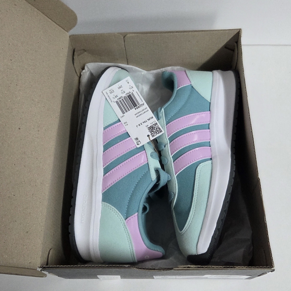 Size 6 - Adidas Run 70s 2.0 J Mint Lilac Sneakers - Picture 9 of 10